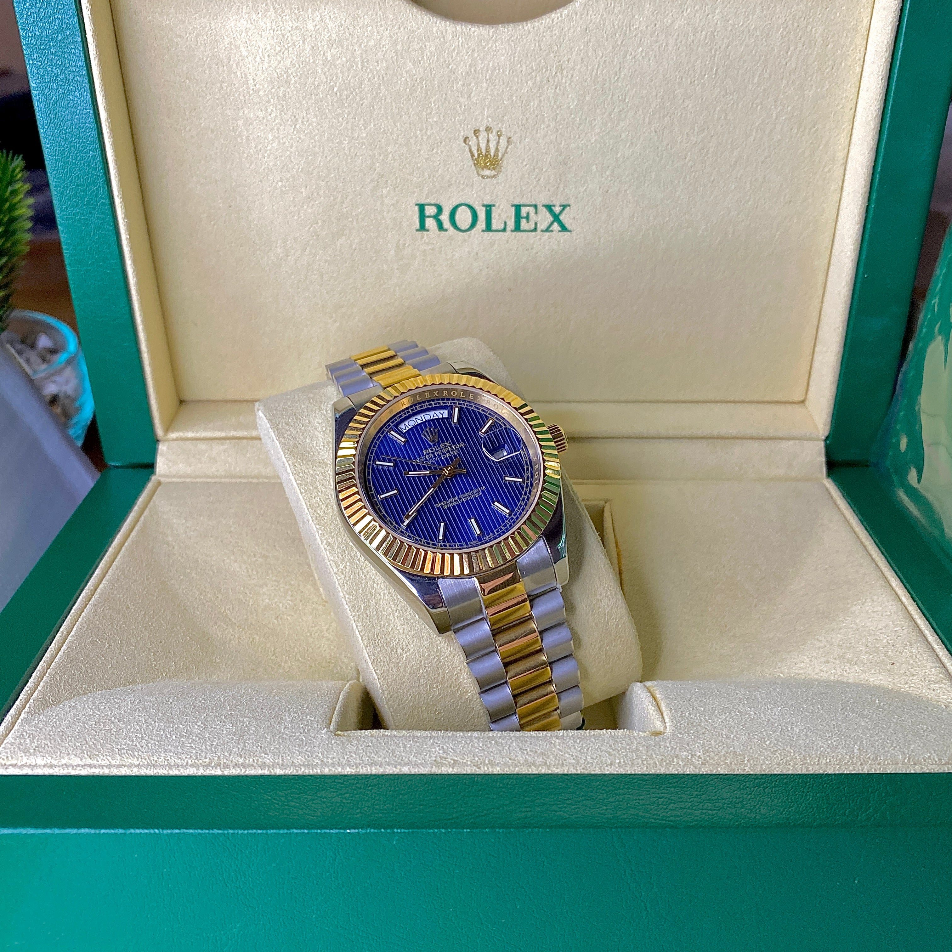 RROOLLEEXX —6